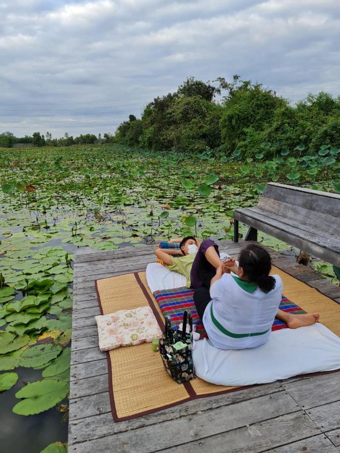 Hotel Baanbua Nonlen à Udon Thani Extérieur photo