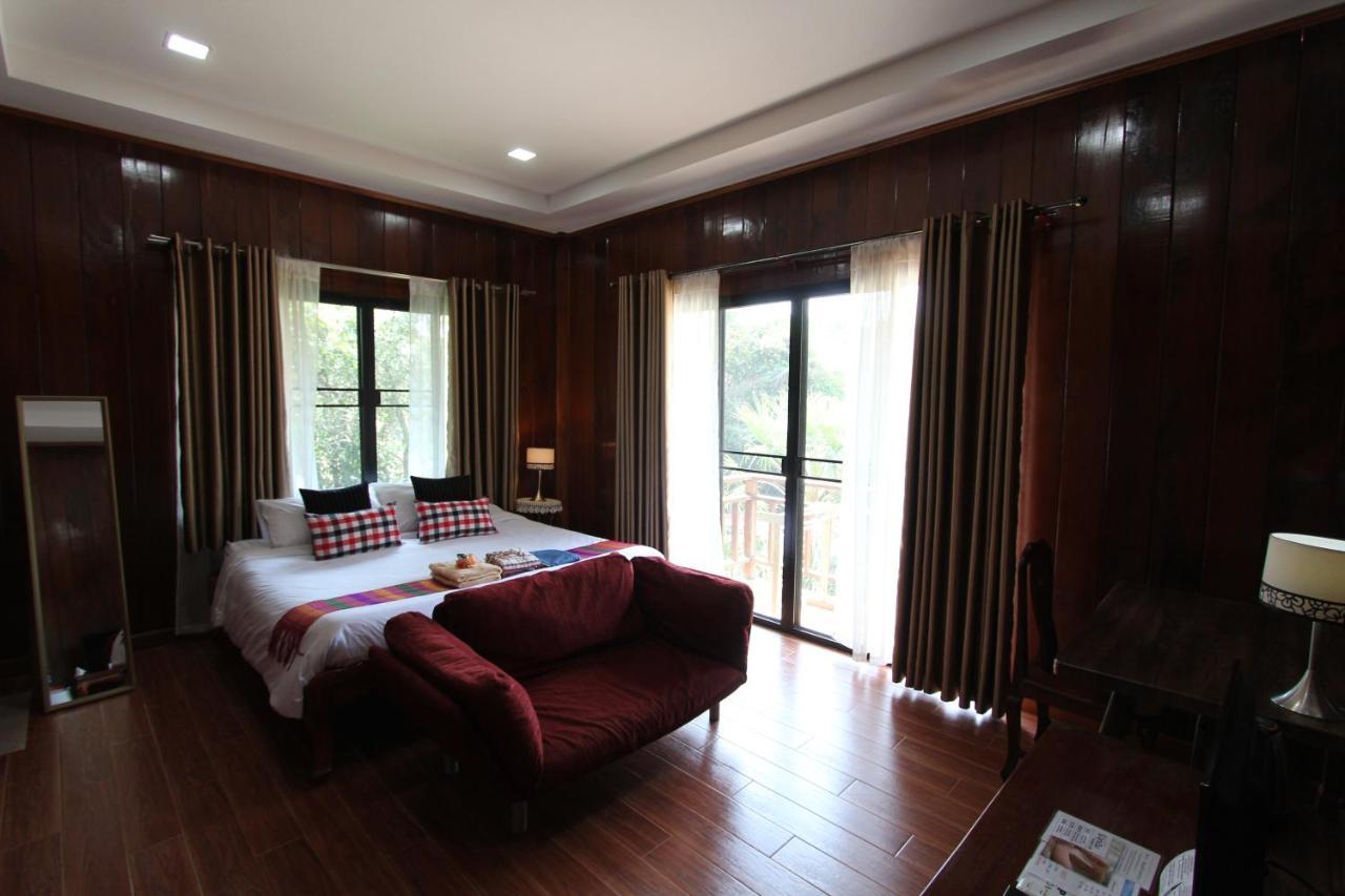 Hotel Baanbua Nonlen à Udon Thani Extérieur photo